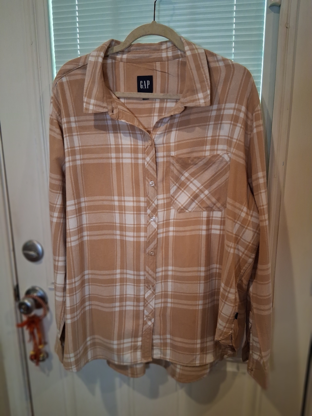 sku127 GAP Women's Beige Plaid Button-Up Shirt XXLARGE 100% Cotton